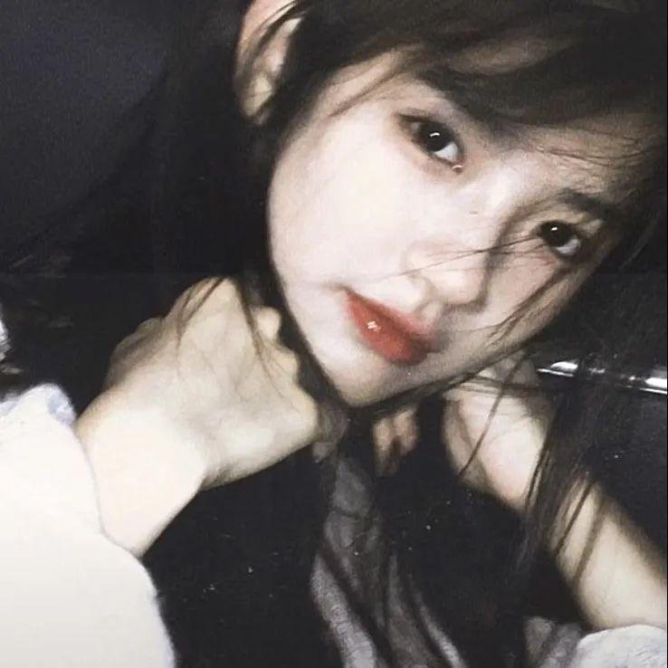 审妻